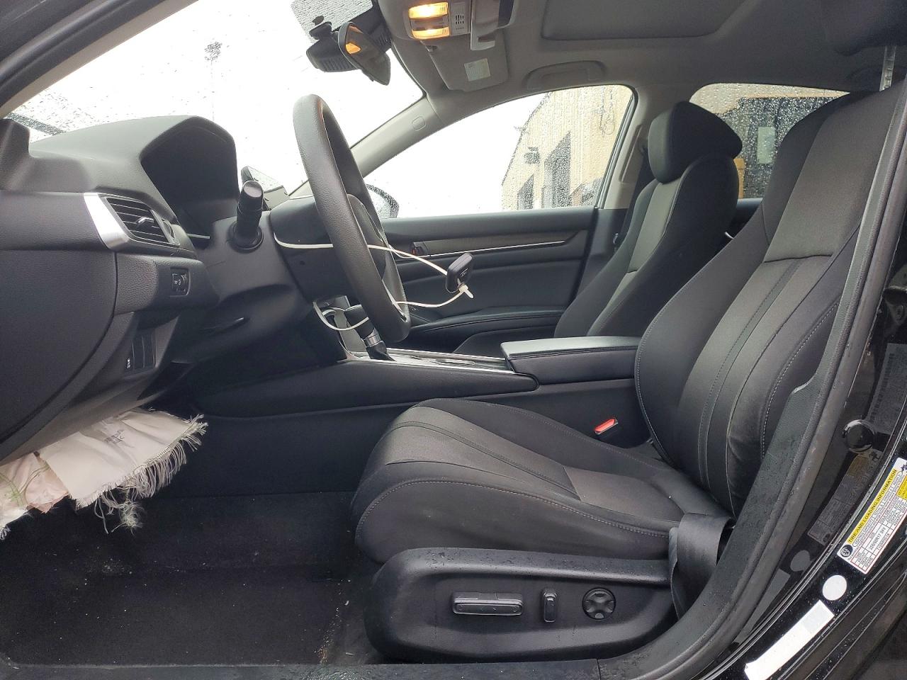 2018 HONDA ACCORD EX photo 7