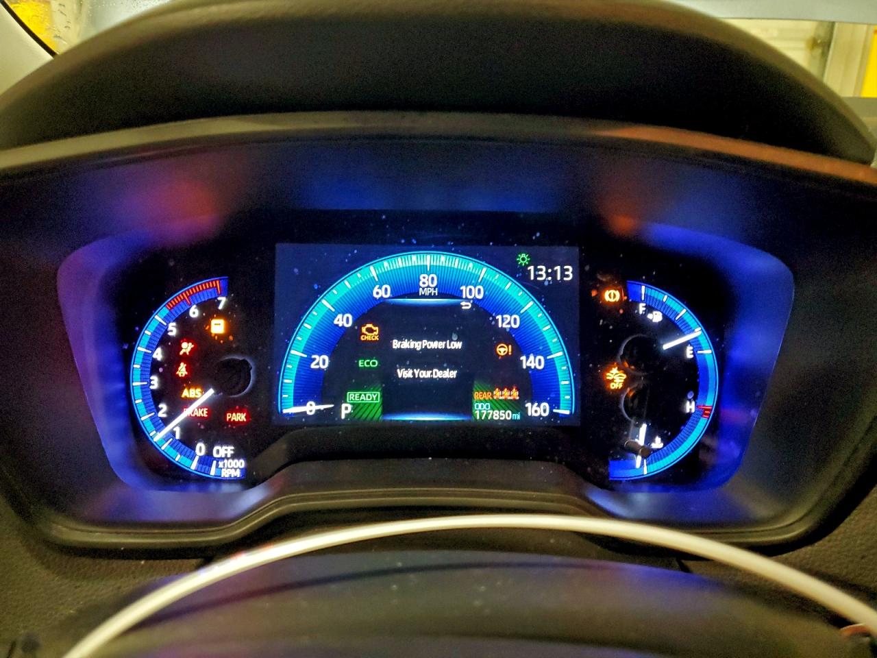 2021 TOYOTA COROLLA LE photo 9
