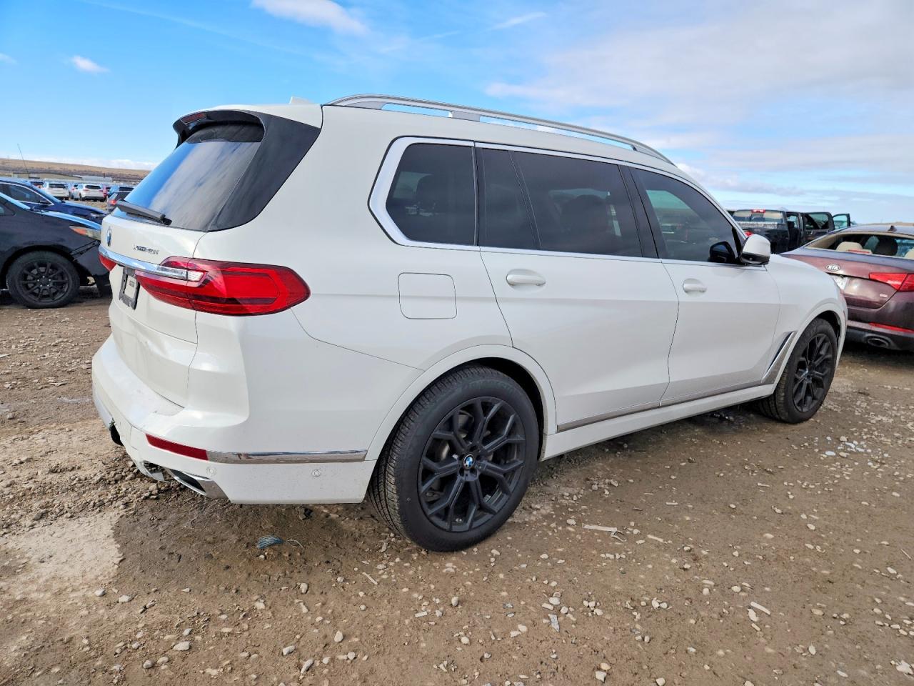 2020 BMW X7 XDRIVE40I photo 3