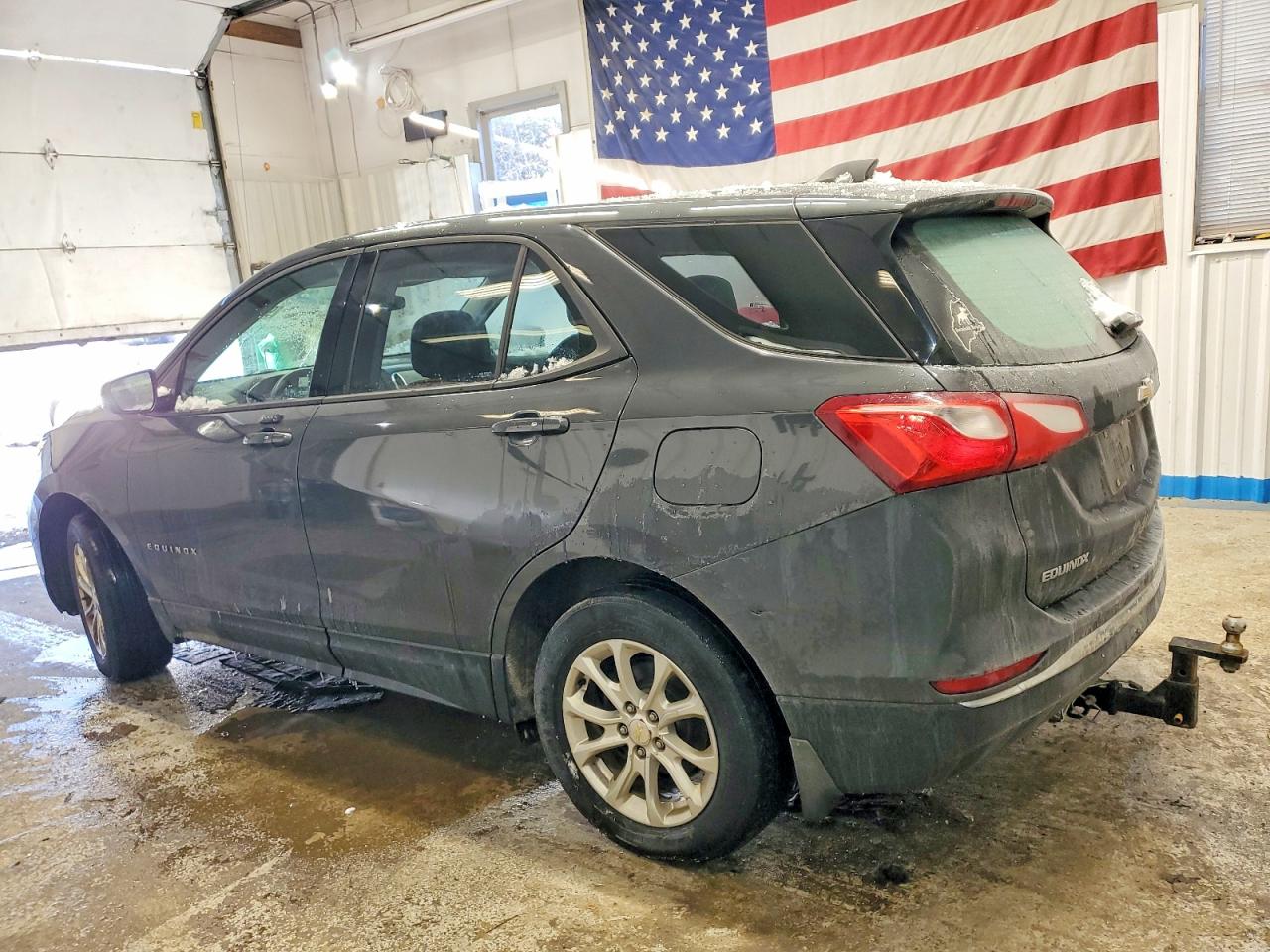 2018 CHEVROLET EQUINOX LS photo 2