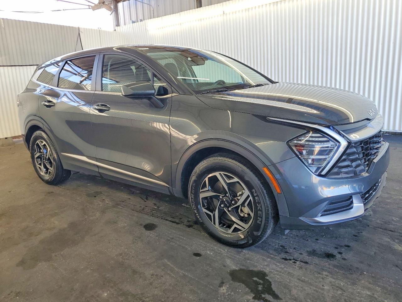 2025 KIA SPORTAGE LX photo 4