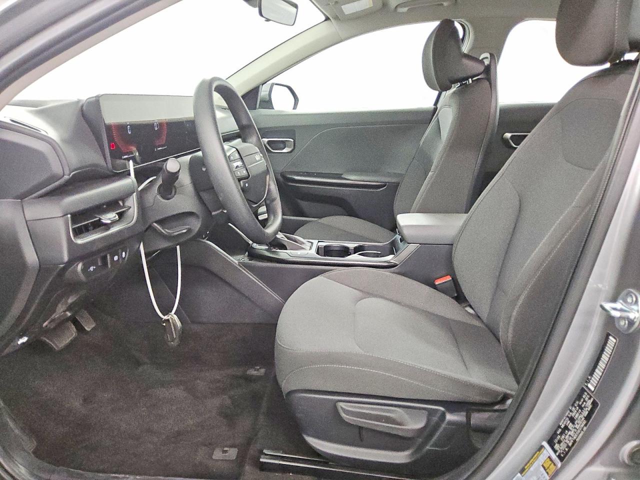 2025 KIA K4 LX photo 7