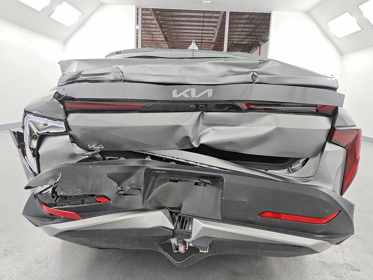 2025 KIA K4 LX photo 6