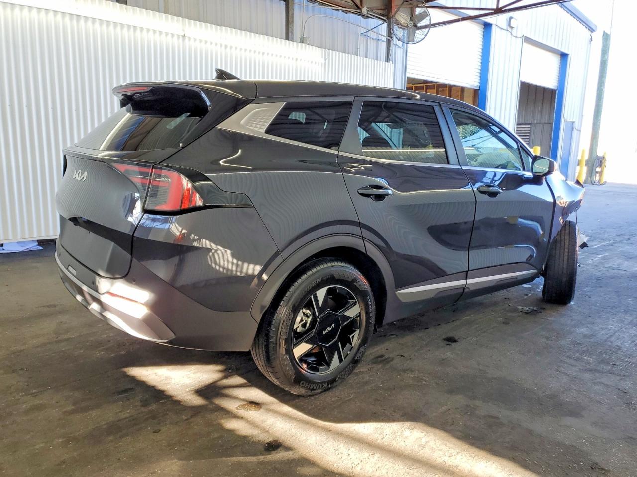 2026 KIA SPORTAGE LX photo 3