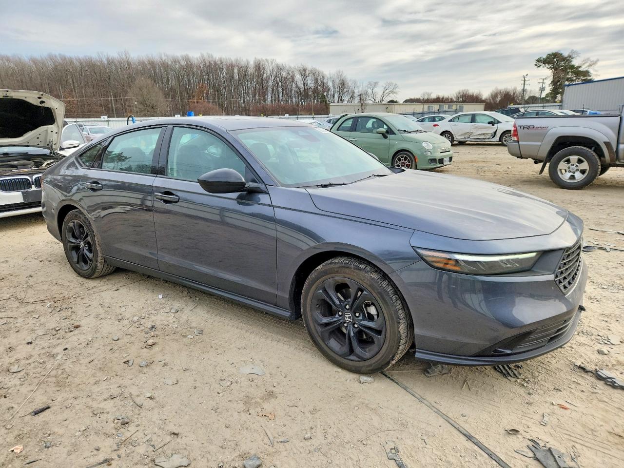 2025 HONDA ACCORD SE photo 4