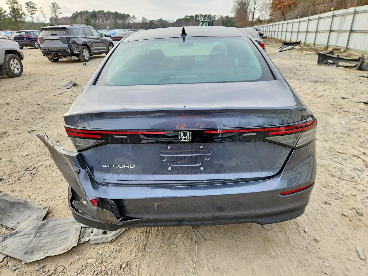 2025 HONDA ACCORD SE photo 6