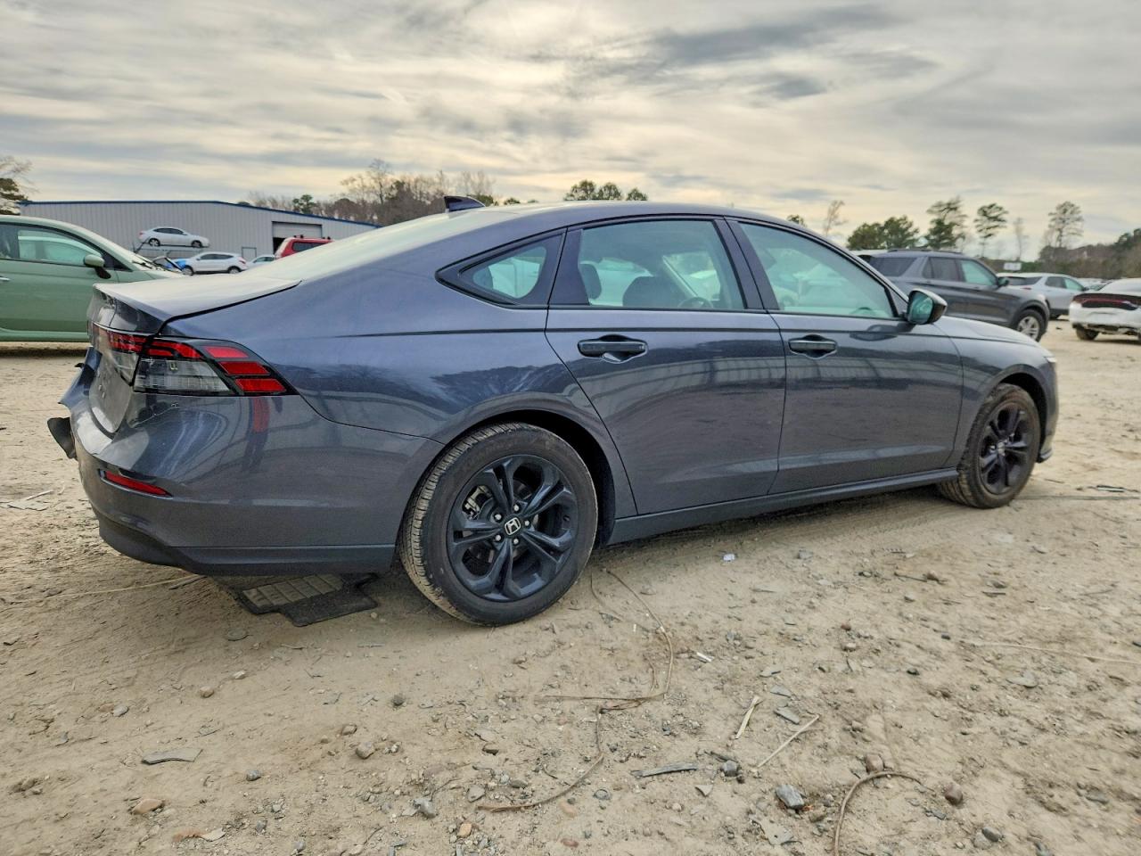 2025 HONDA ACCORD SE photo 3