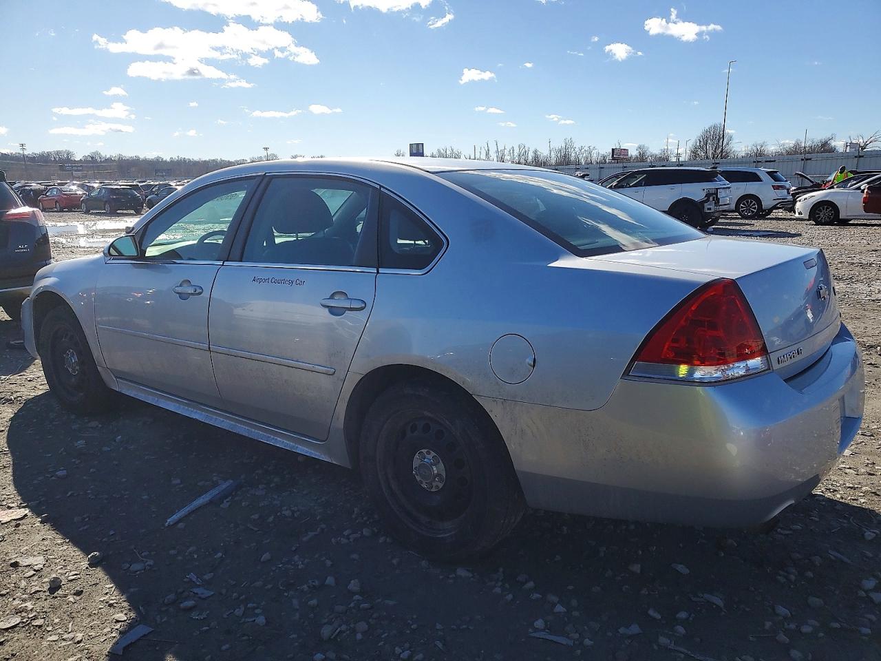 2013 CHEVROLET IMPALA POLICE photo 2