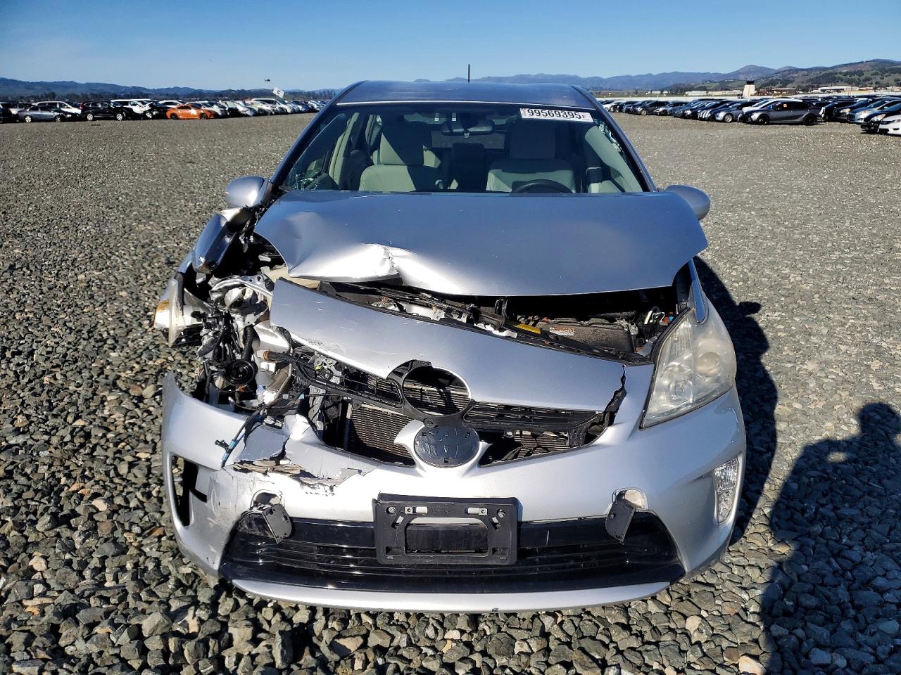 2013 TOYOTA PRIUS photo 5