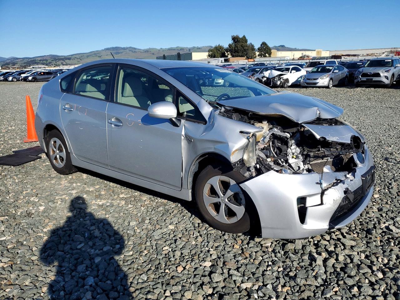 2013 TOYOTA PRIUS photo 4