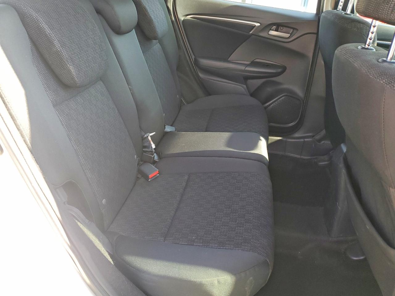 2015 HONDA FIT LX photo 10