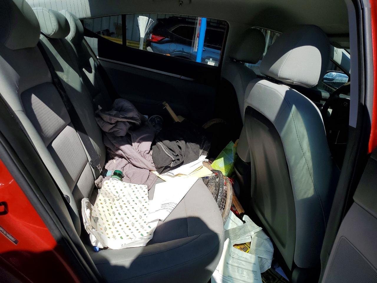 2017 HYUNDAI ELANTRA SE photo 10