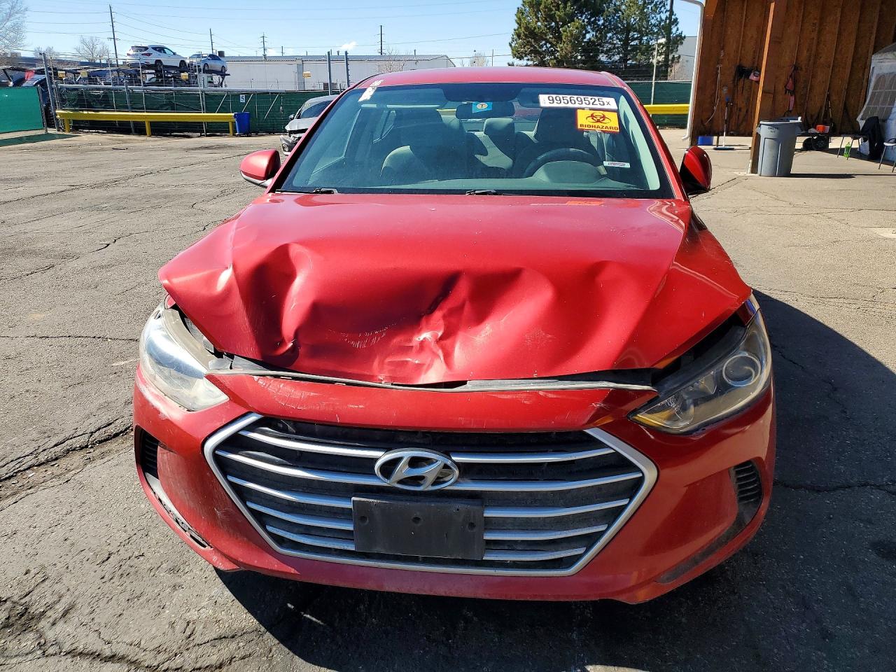 2017 HYUNDAI ELANTRA SE photo 5