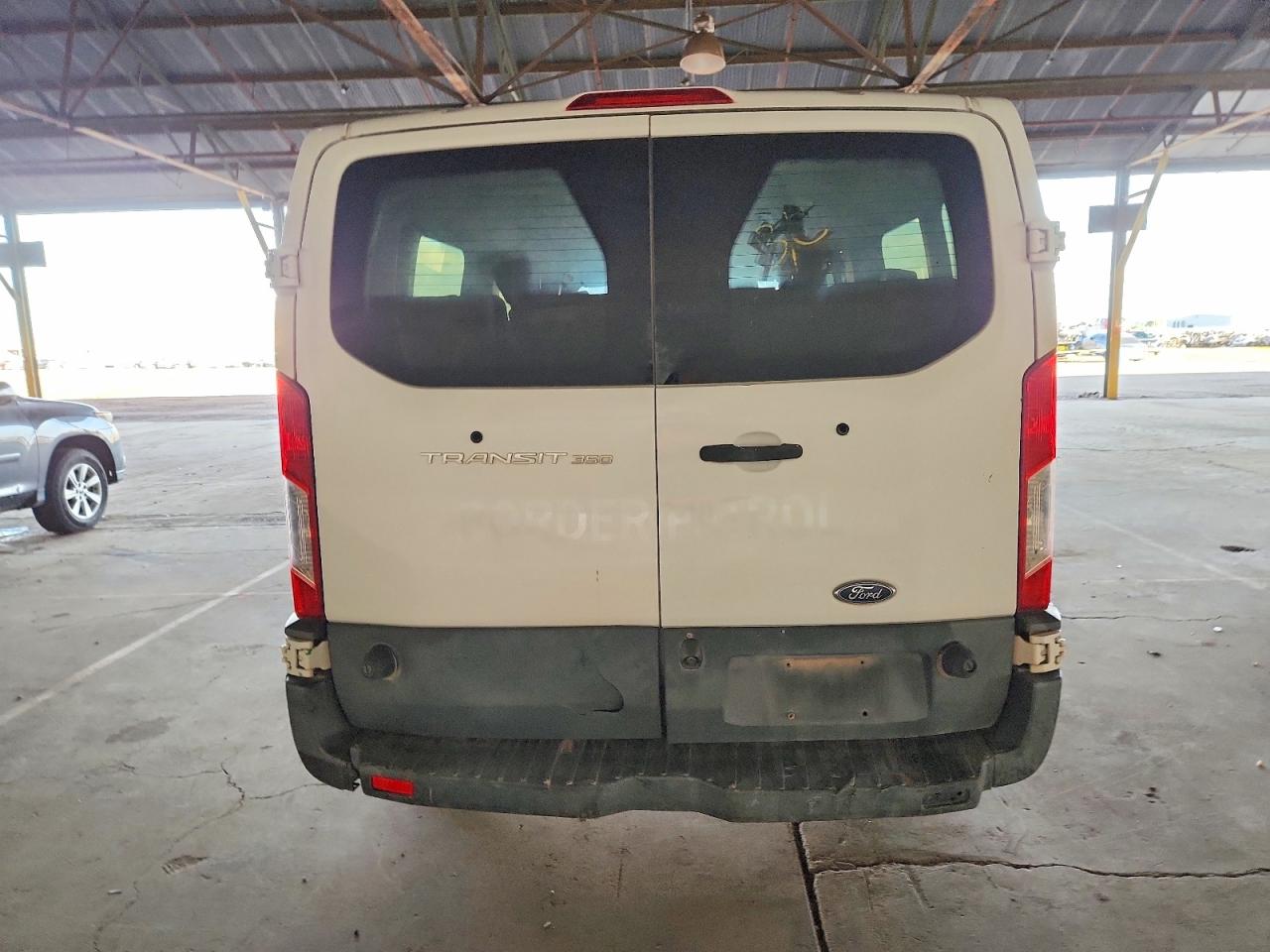 2017 FORD TRANSIT T-350 photo 6
