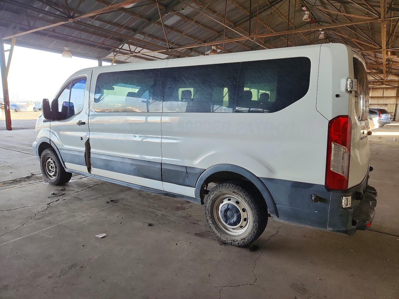 2017 FORD TRANSIT T-350 photo 2
