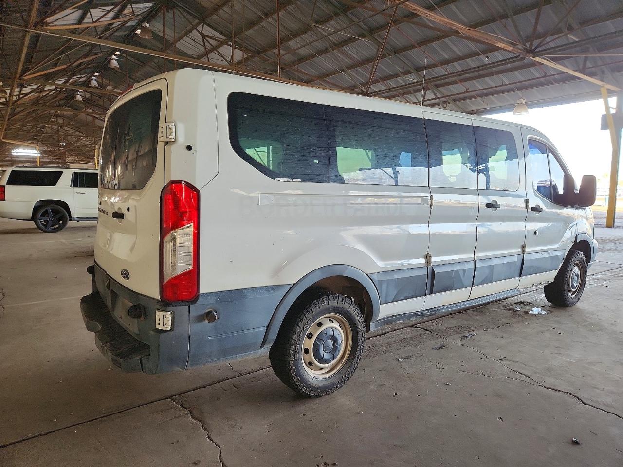 2017 FORD TRANSIT T-350 photo 3