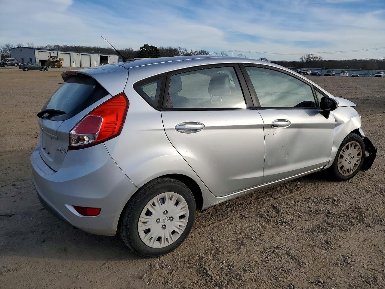 2016 FORD FIESTA S photo 3