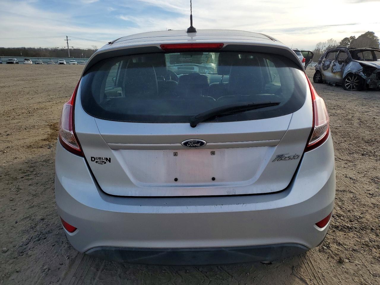 2016 FORD FIESTA S photo 6