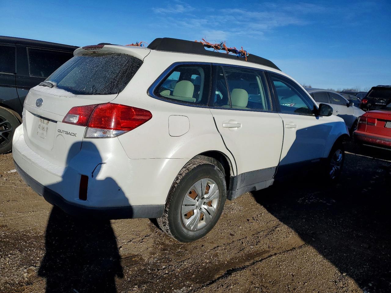 2010 SUBARU OUTBACK 2.5I photo 3