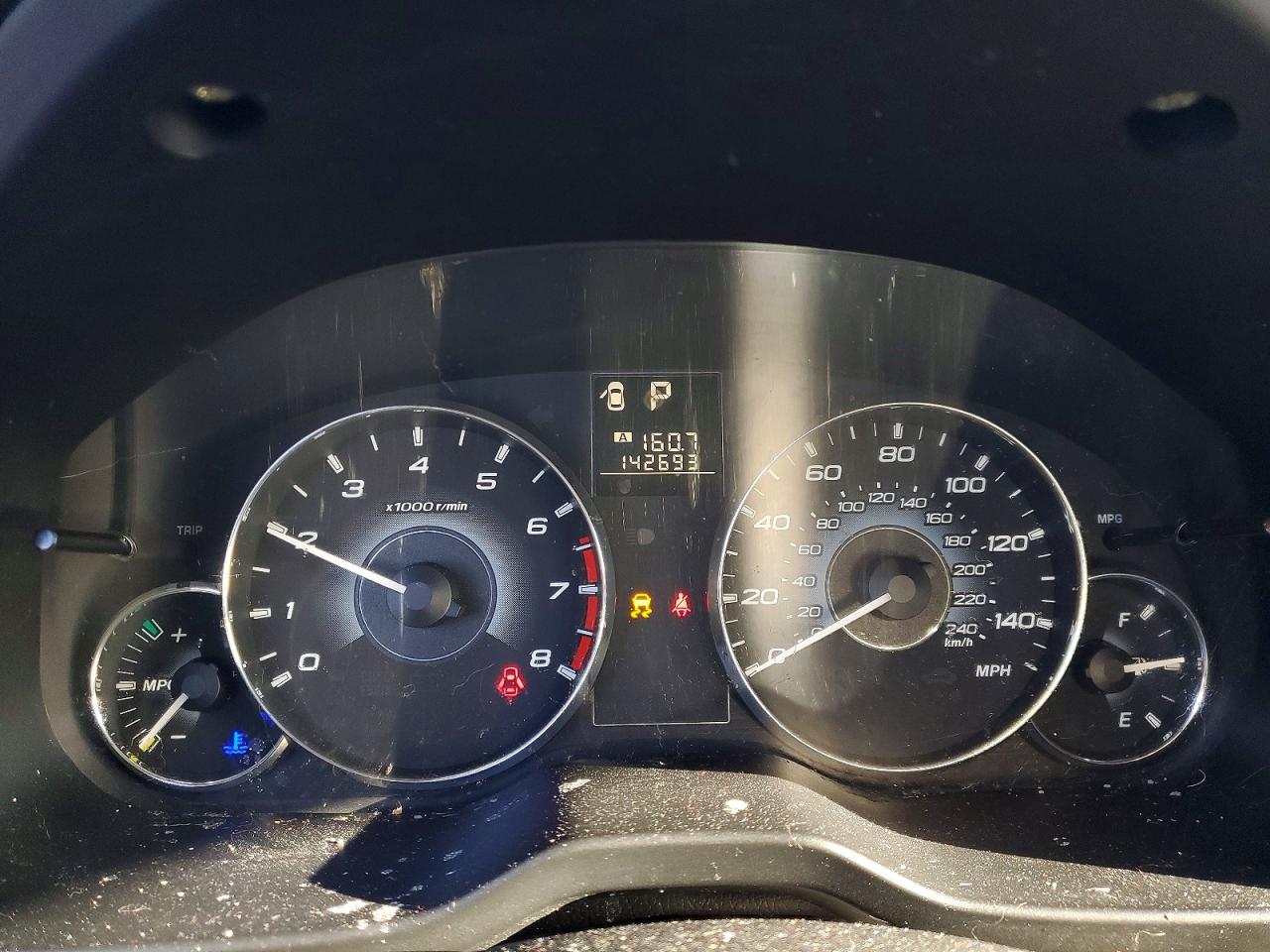 2010 SUBARU OUTBACK 2.5I photo 9