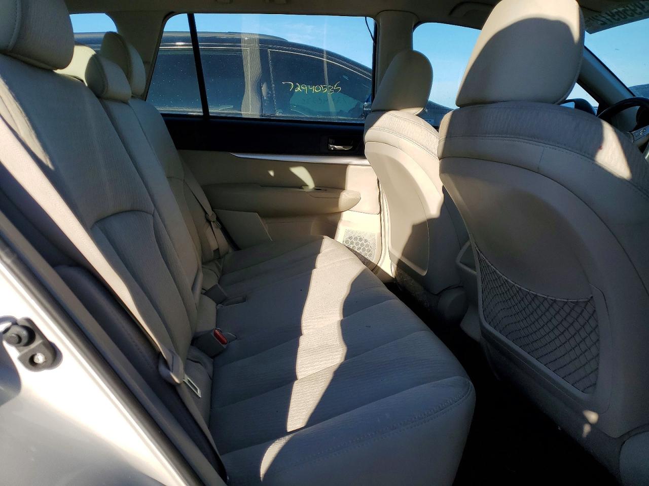 2010 SUBARU OUTBACK 2.5I photo 10
