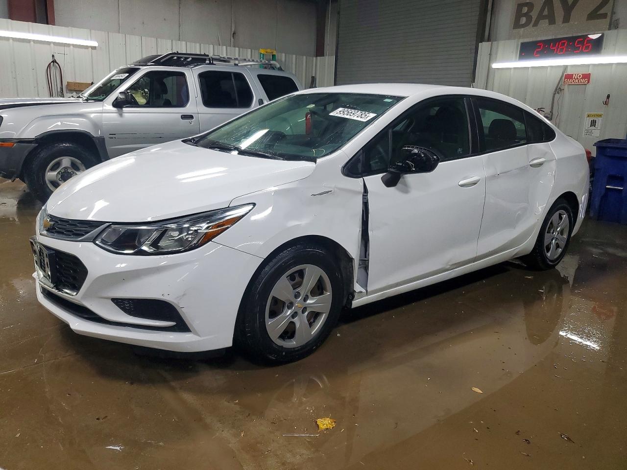 2017 CHEVROLET CRUZE