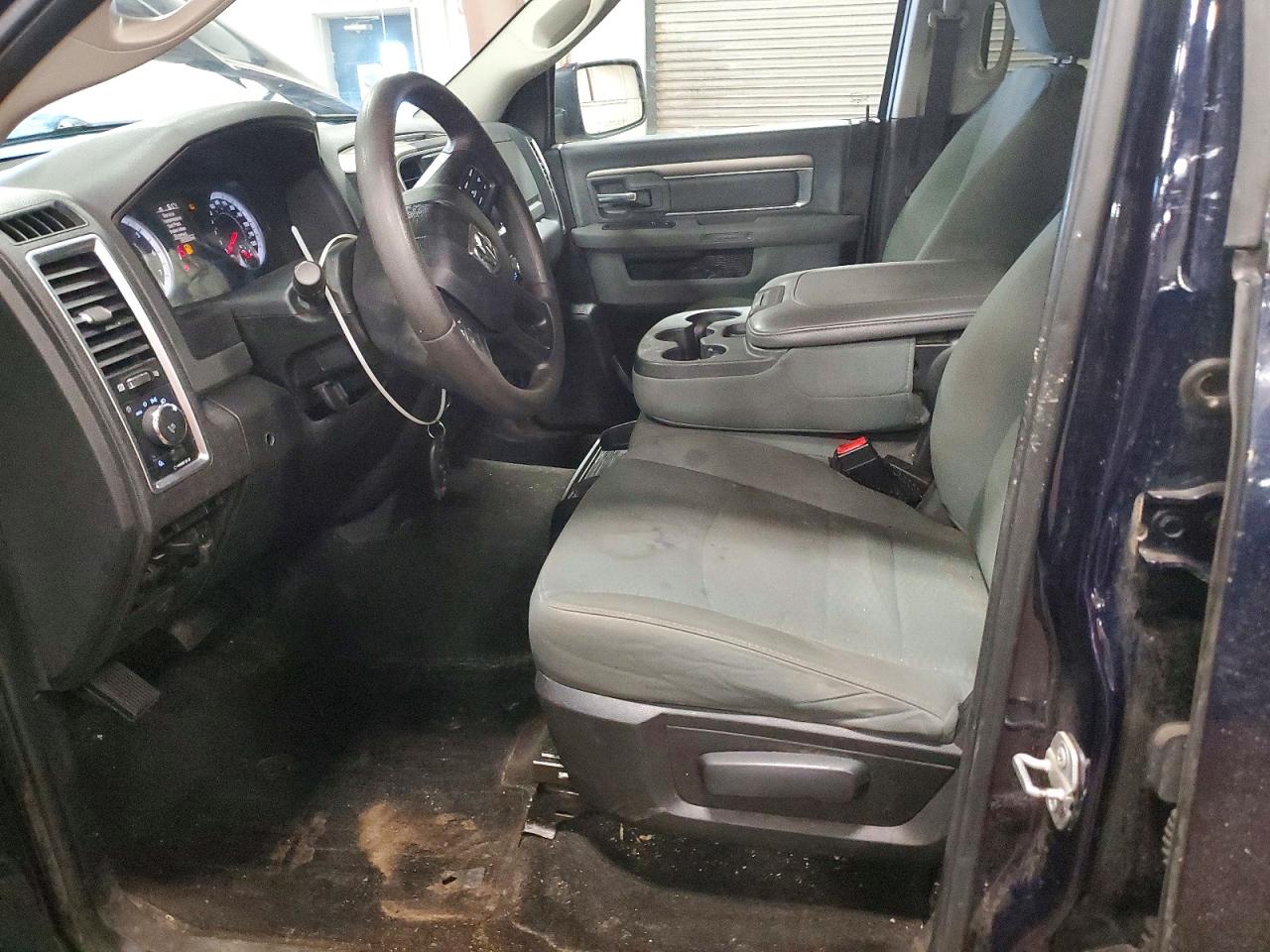 2018 RAM 1500 SLT photo 7