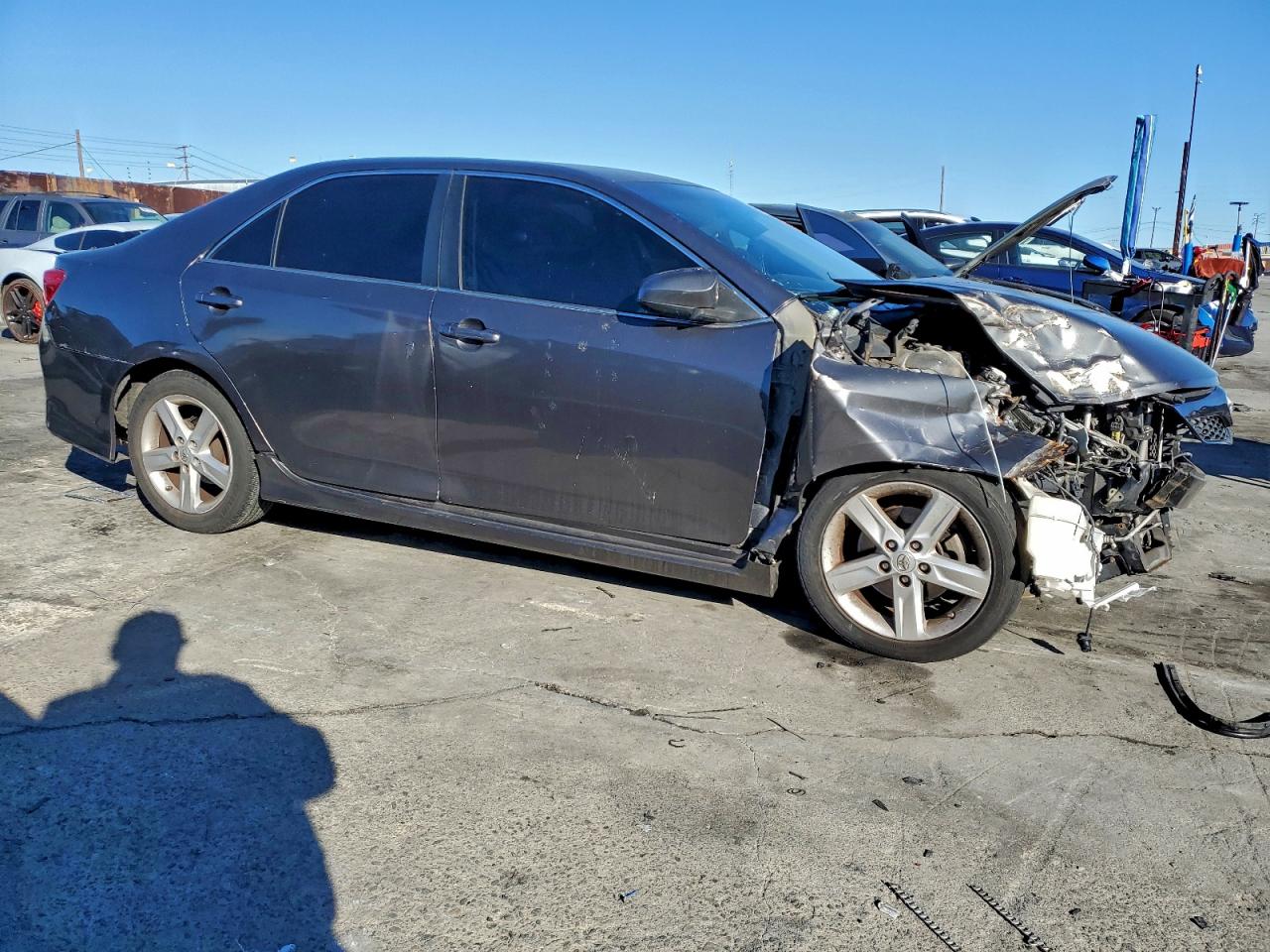 2013 TOYOTA CAMRY L photo 4