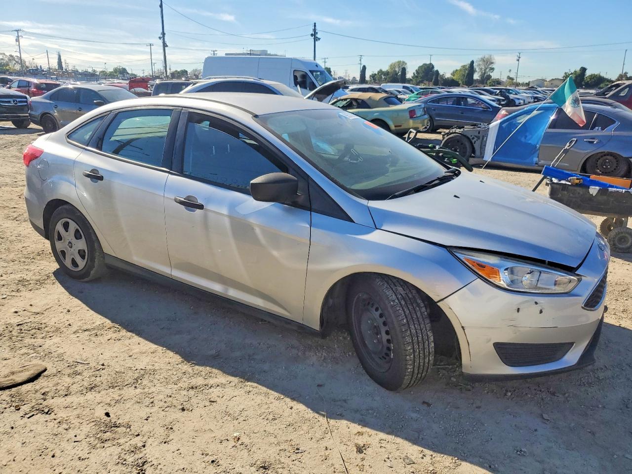 2018 FORD FOCUS S photo 4