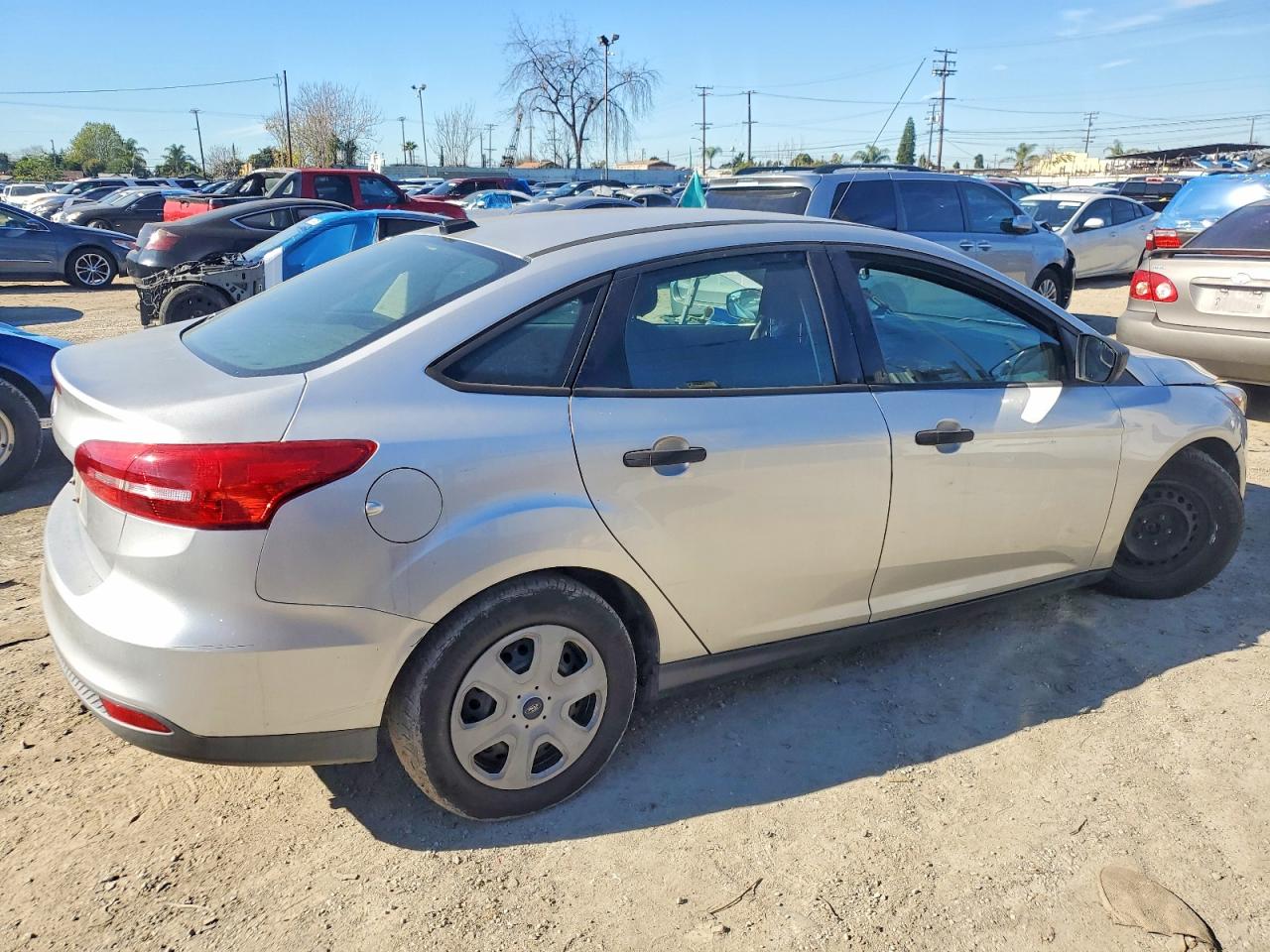 2018 FORD FOCUS S photo 3