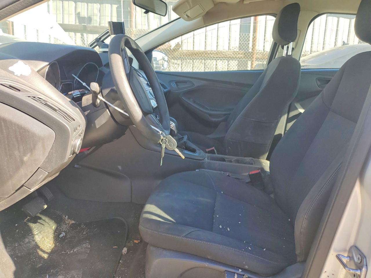 2018 FORD FOCUS S photo 7
