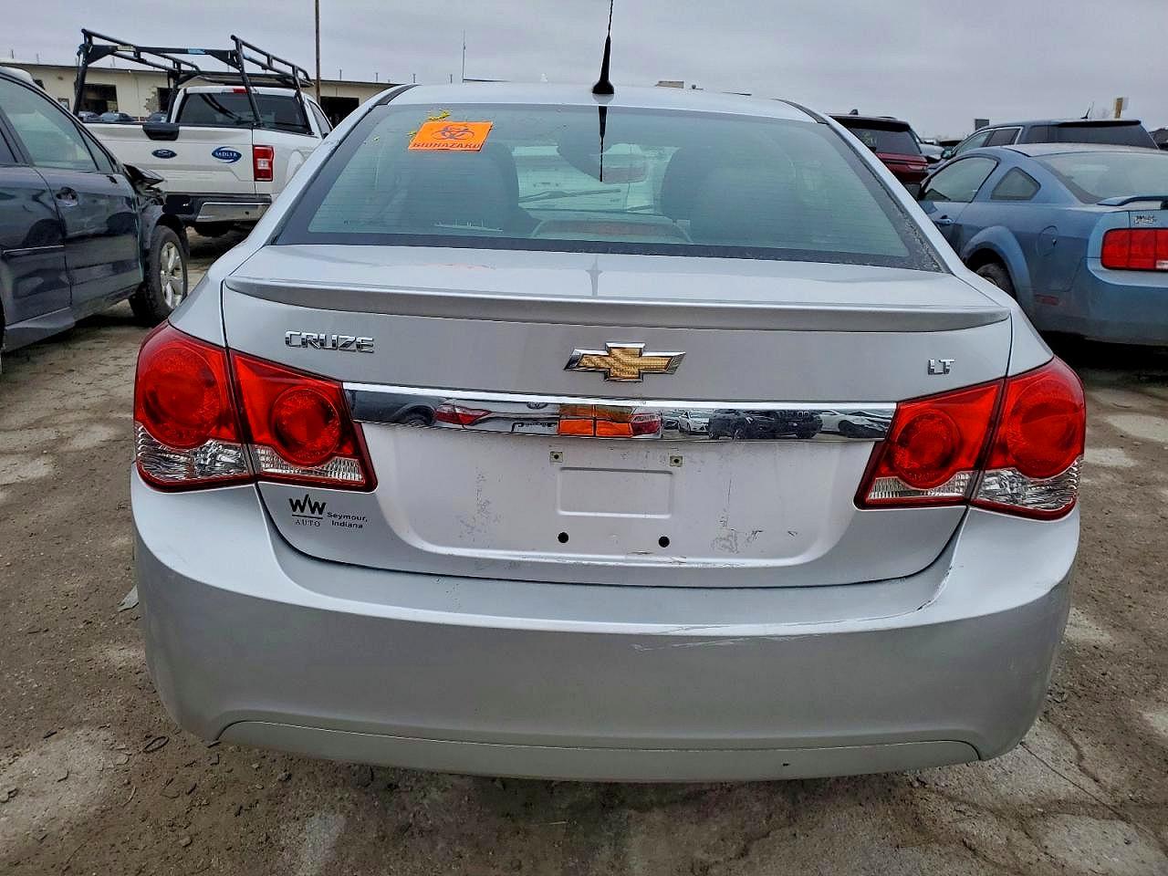 2014 CHEVROLET CRUZE LT photo 6