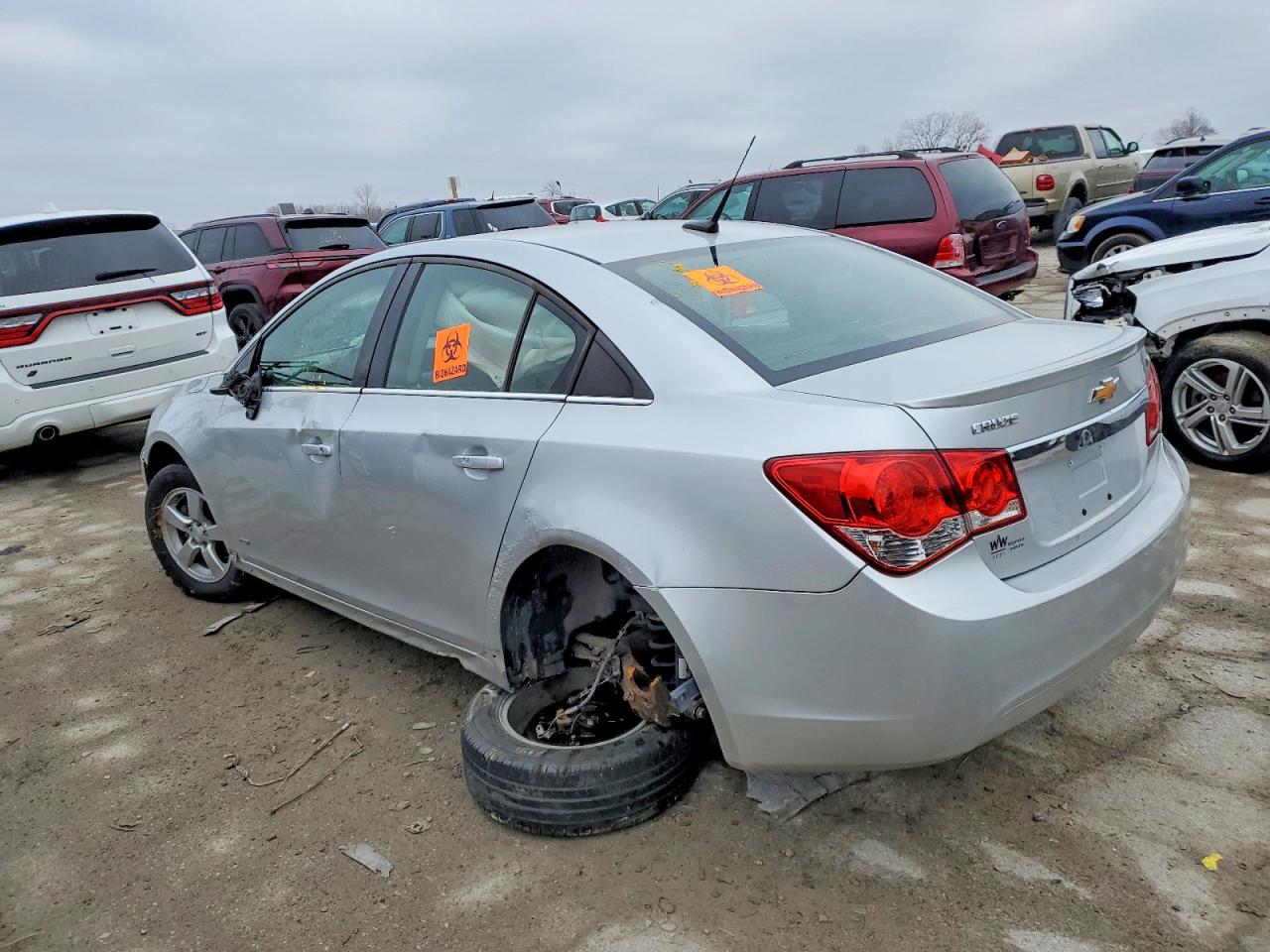 2014 CHEVROLET CRUZE LT photo 2