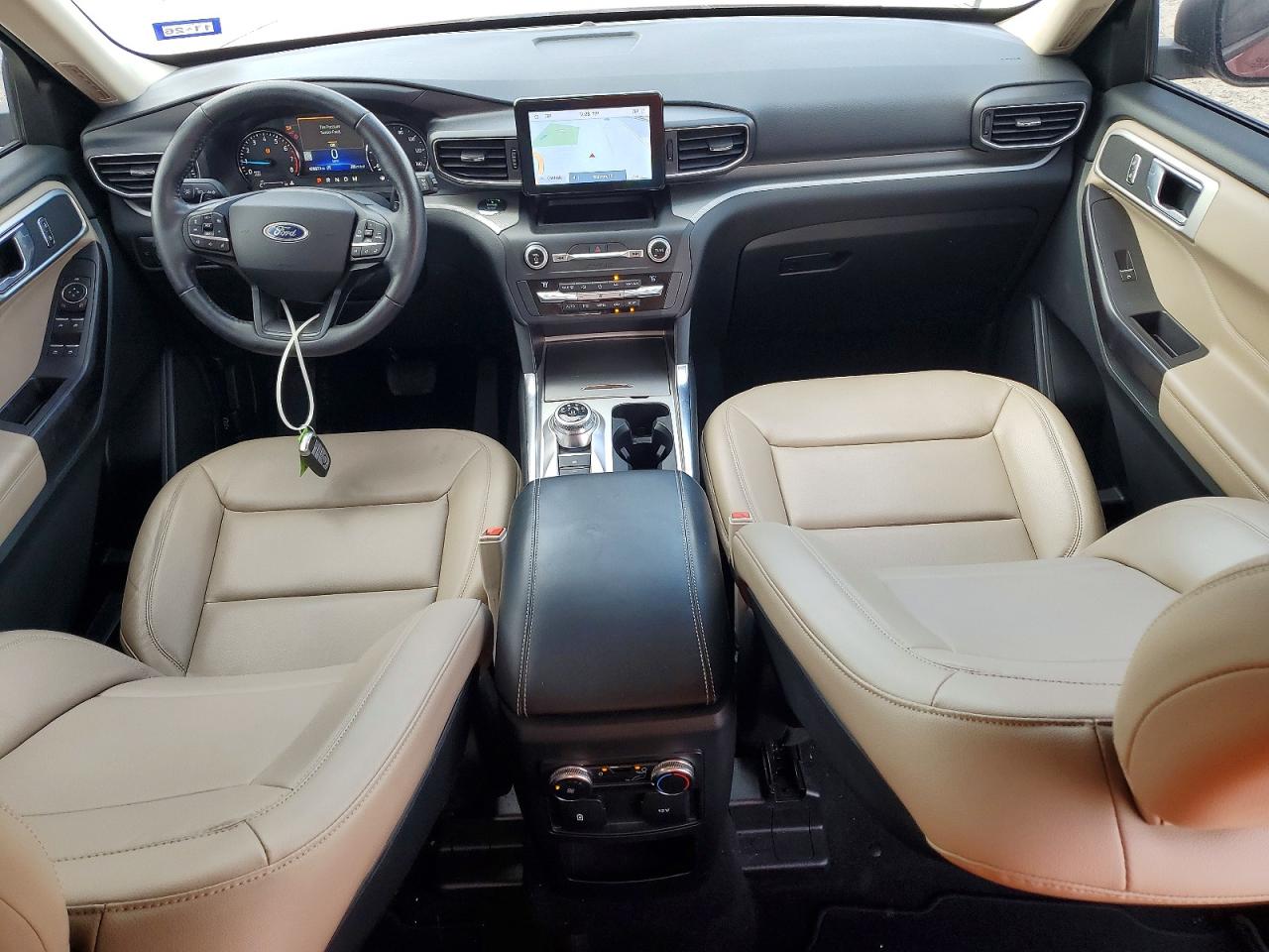 2020 FORD EXPLORER XLT photo 8