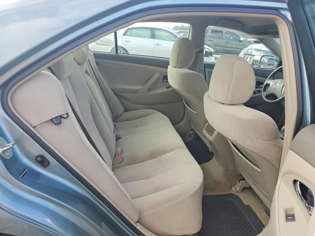 2010 TOYOTA CAMRY BASE photo 10