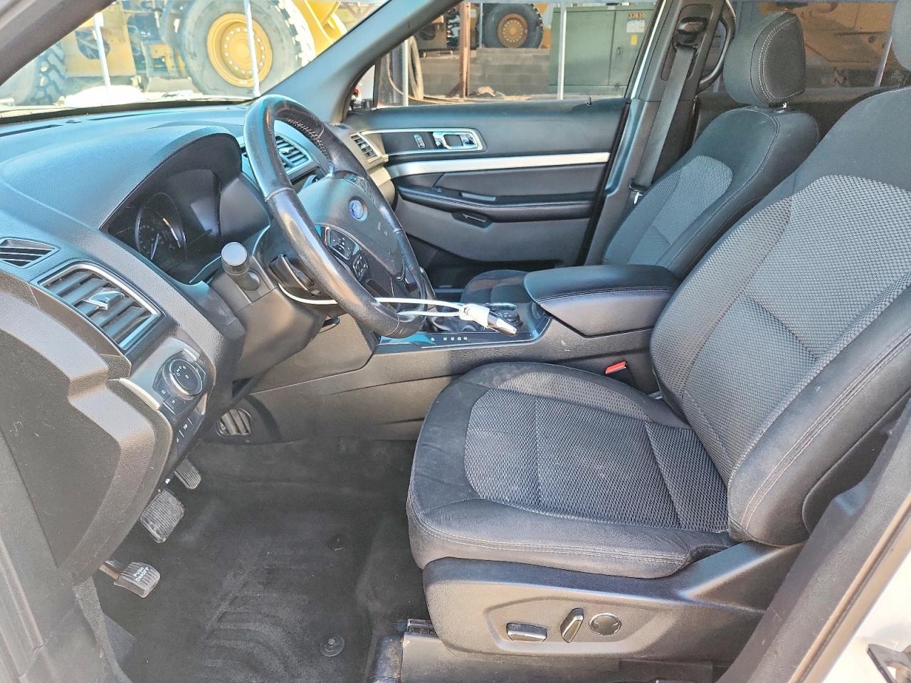2016 FORD EXPLORER XLT photo 7