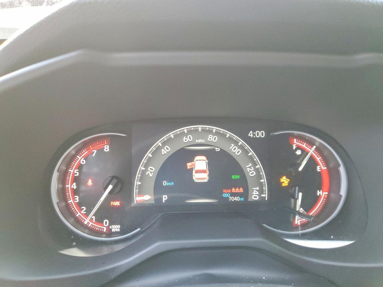 2025 TOYOTA RAV4 XLE PREMIUM photo 9