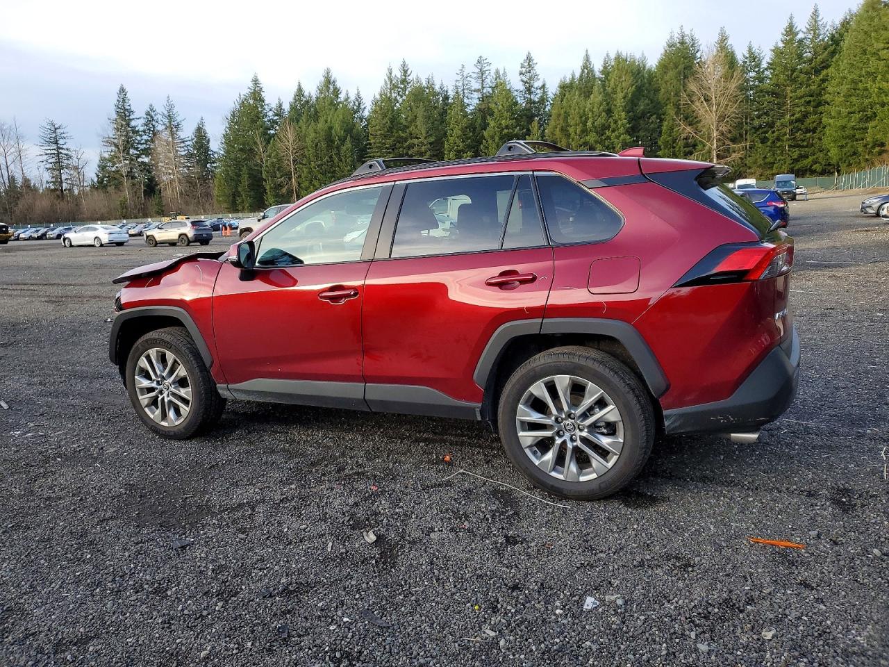 2025 TOYOTA RAV4 XLE PREMIUM photo 2