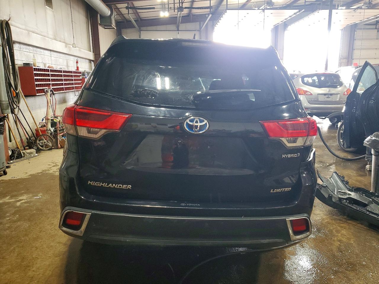 2019 TOYOTA HIGHLANDER HYBRID LIMITED PLATINUM photo 11