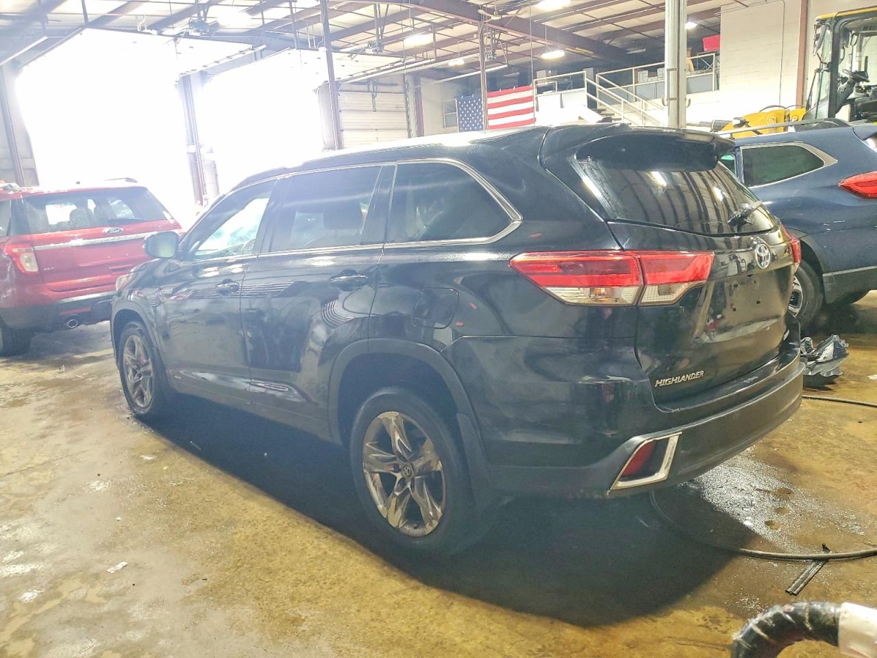 2019 TOYOTA HIGHLANDER HYBRID LIMITED PLATINUM photo 3