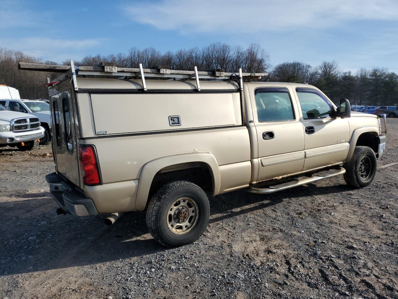 2005 CHEVROLET SILVERADO K2500 HEAVY DUTY photo 3