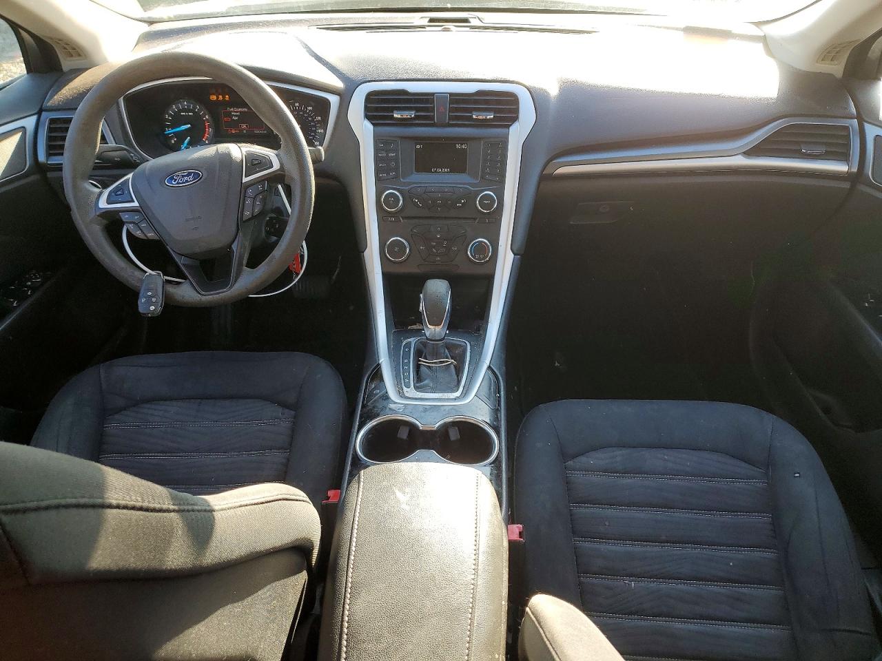 2016 FORD FUSION SE photo 8
