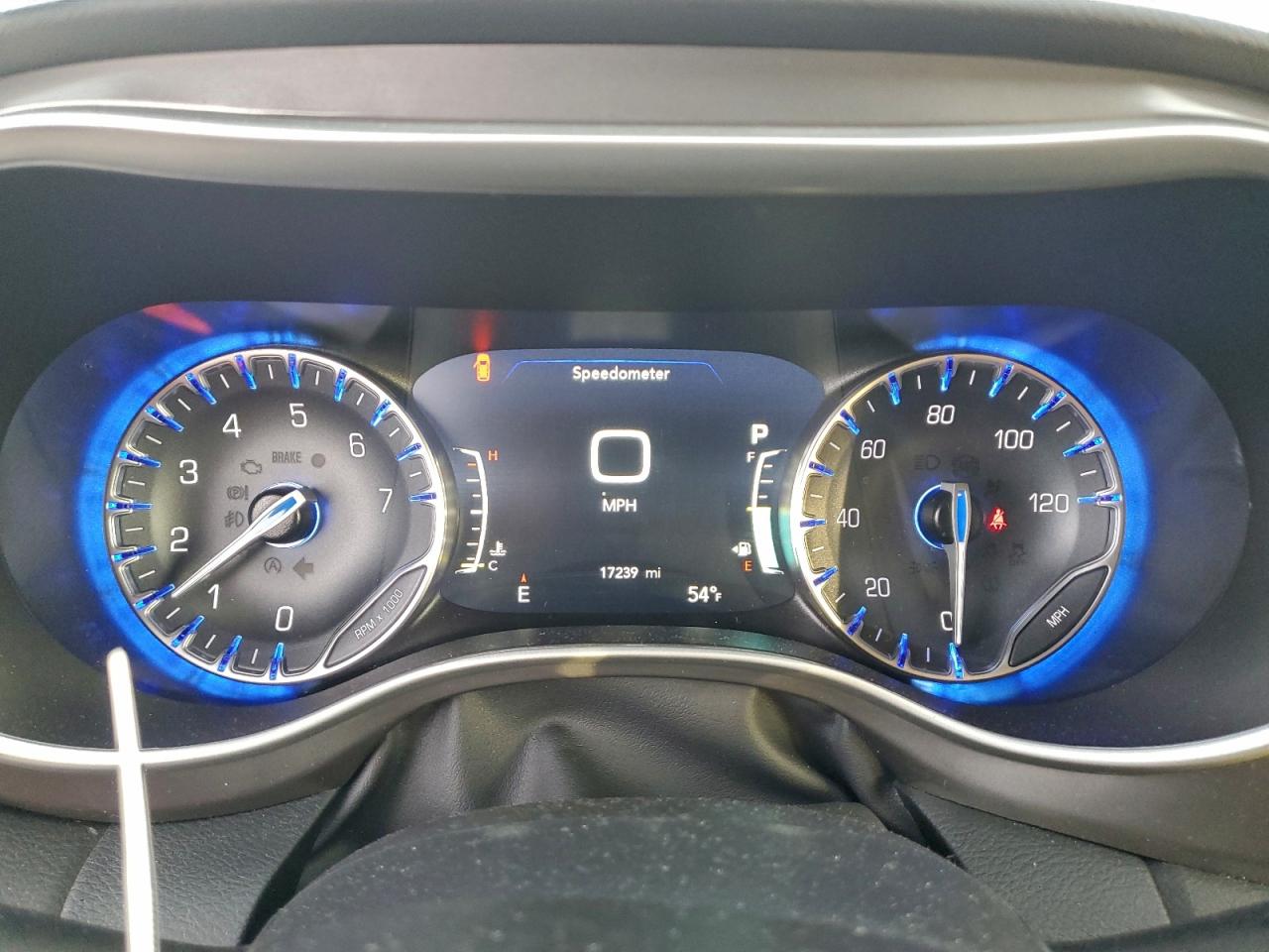 2025 CHRYSLER PACIFICA SELECT photo 9
