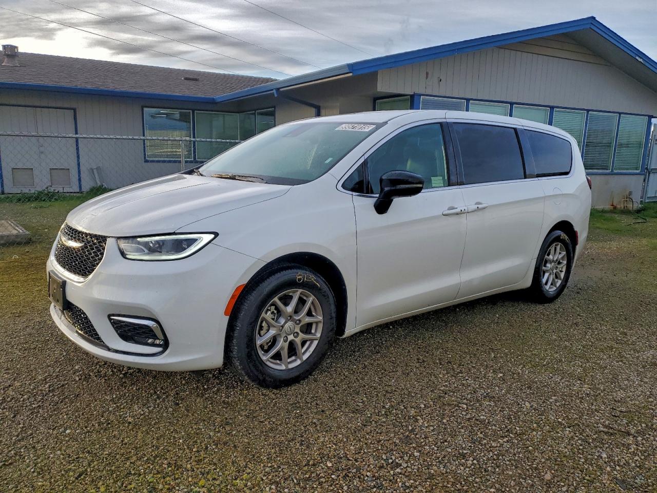 2025 CHRYSLER PACIFICA