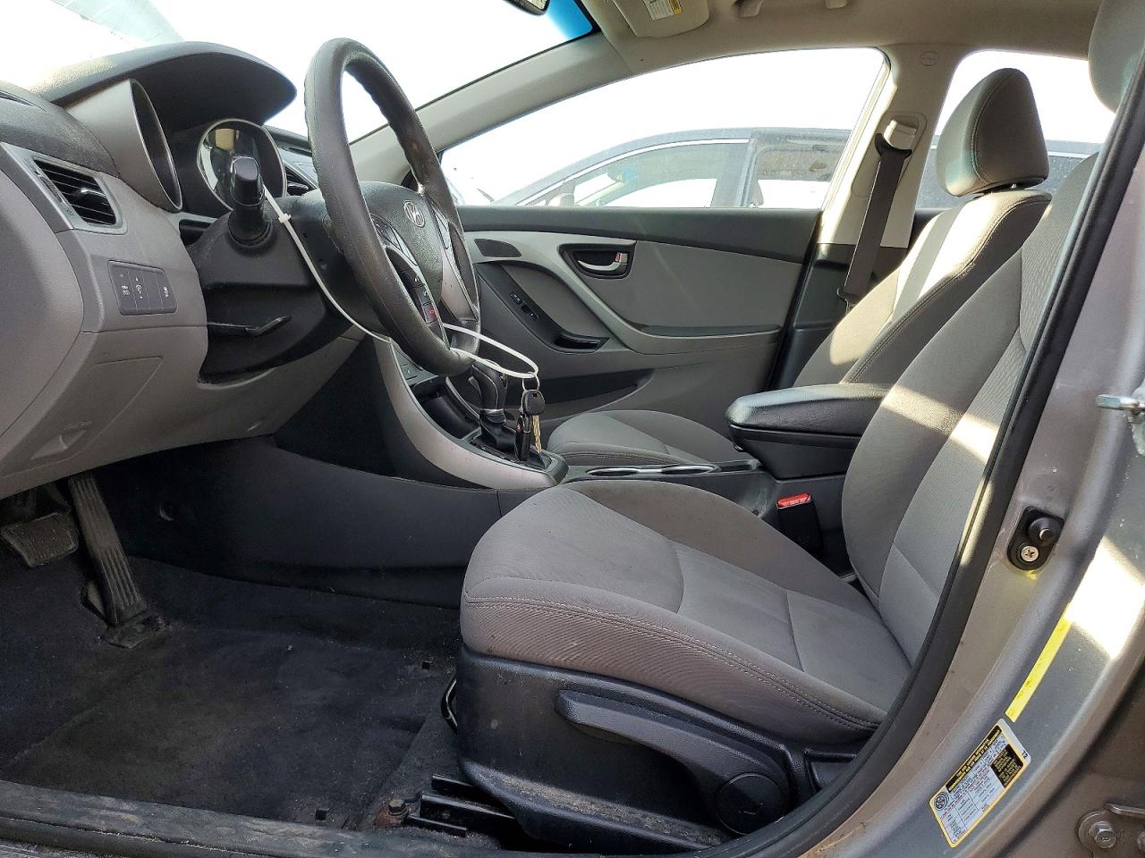 2014 HYUNDAI ELANTRA SE photo 7