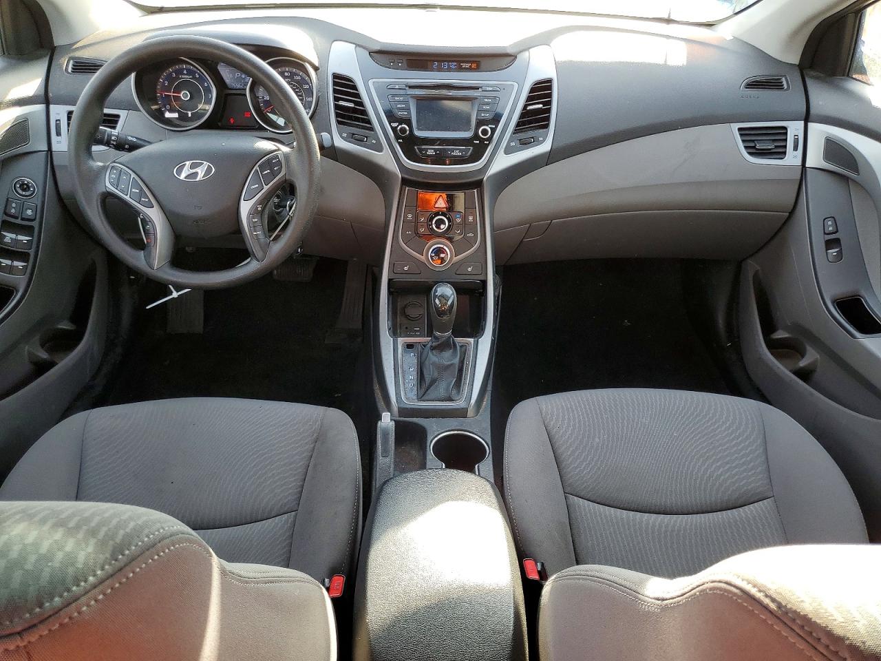 2014 HYUNDAI ELANTRA SE photo 8