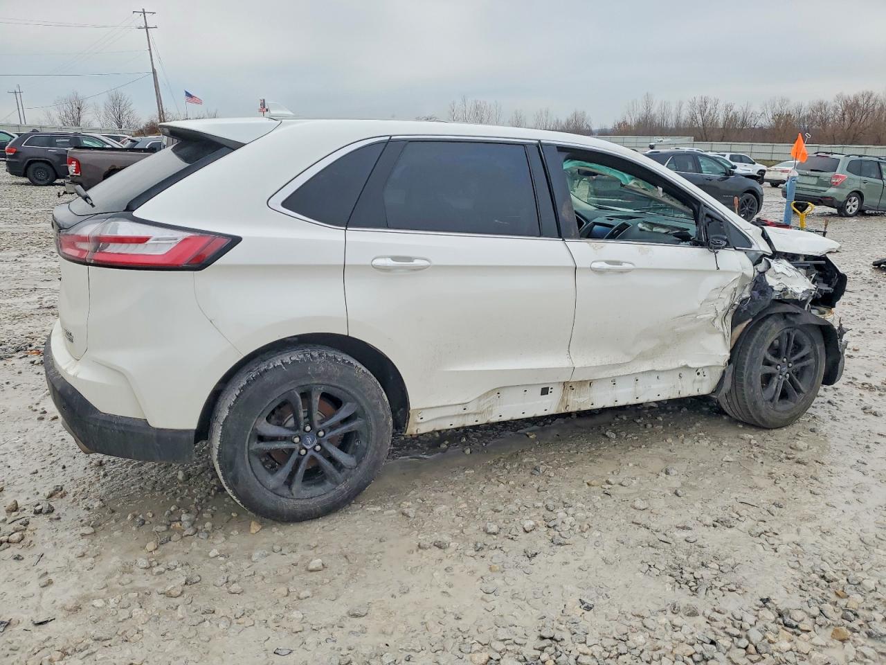 2020 FORD EDGE SEL photo 3