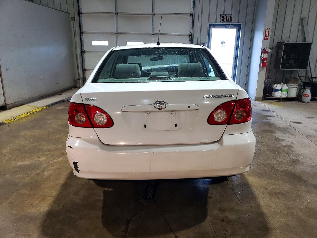 2005 TOYOTA COROLLA CE photo 6