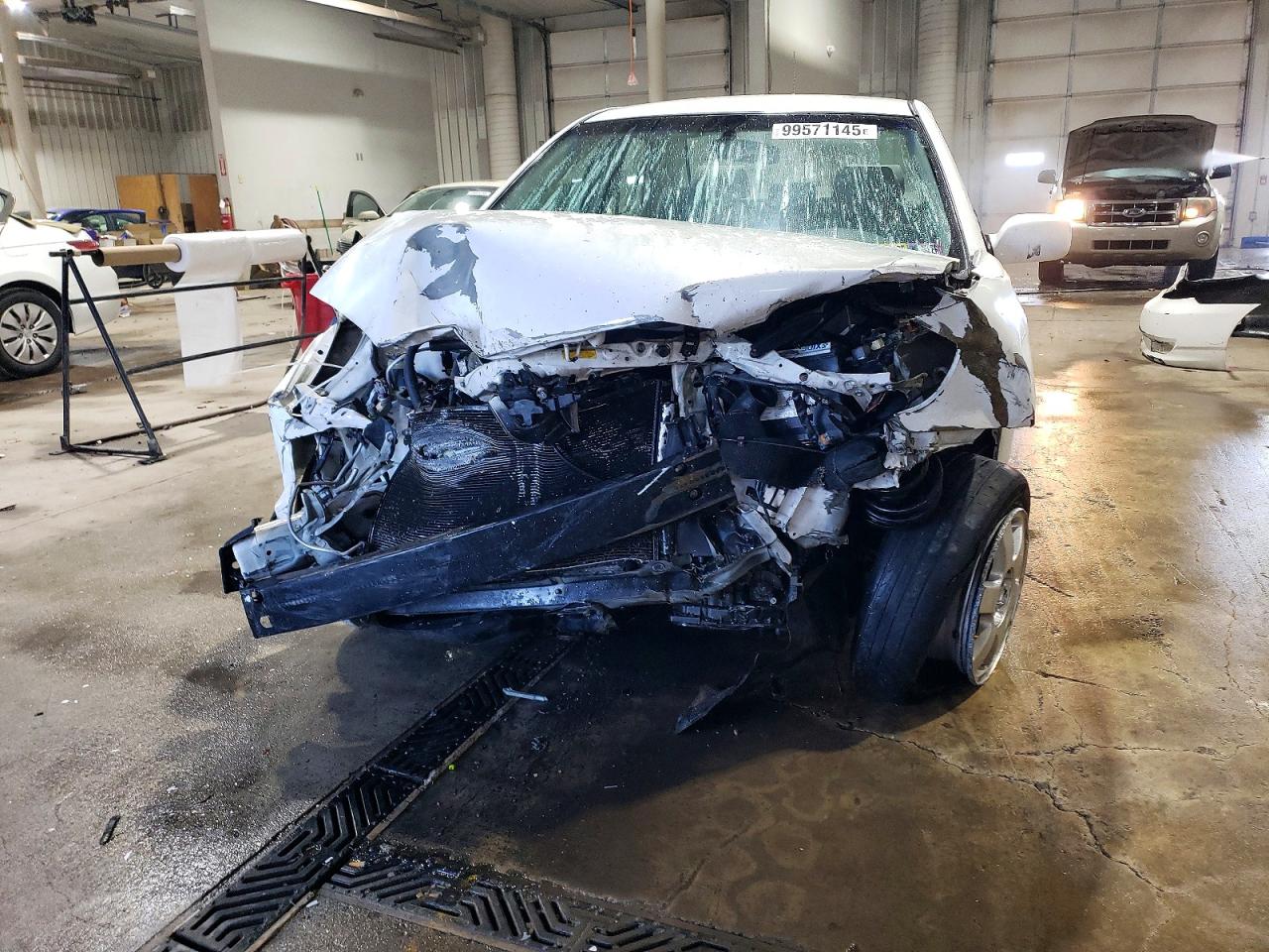 2005 TOYOTA COROLLA CE photo 5
