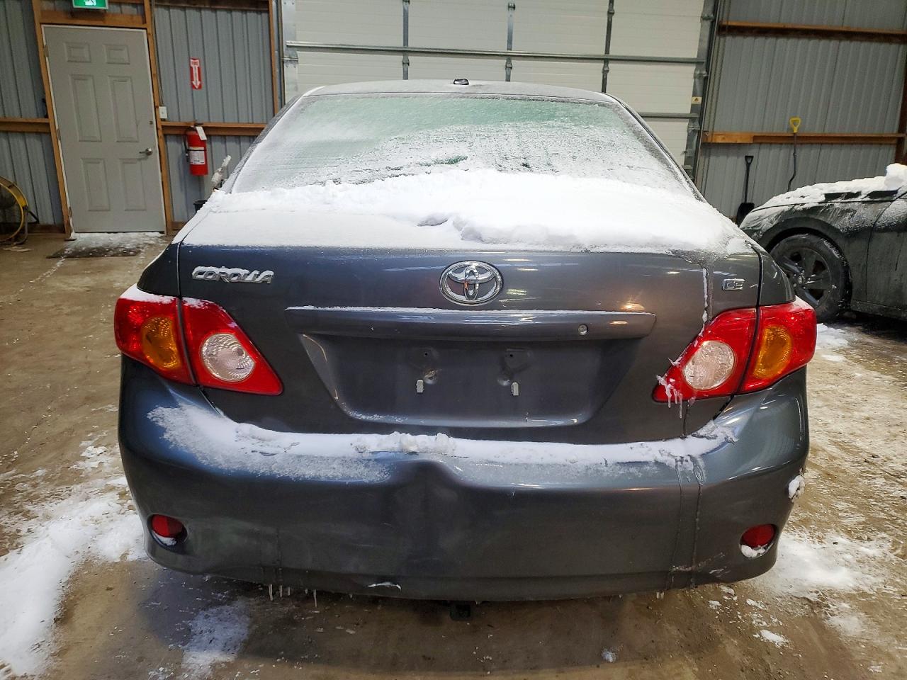 2010 TOYOTA COROLLA BASE photo 6